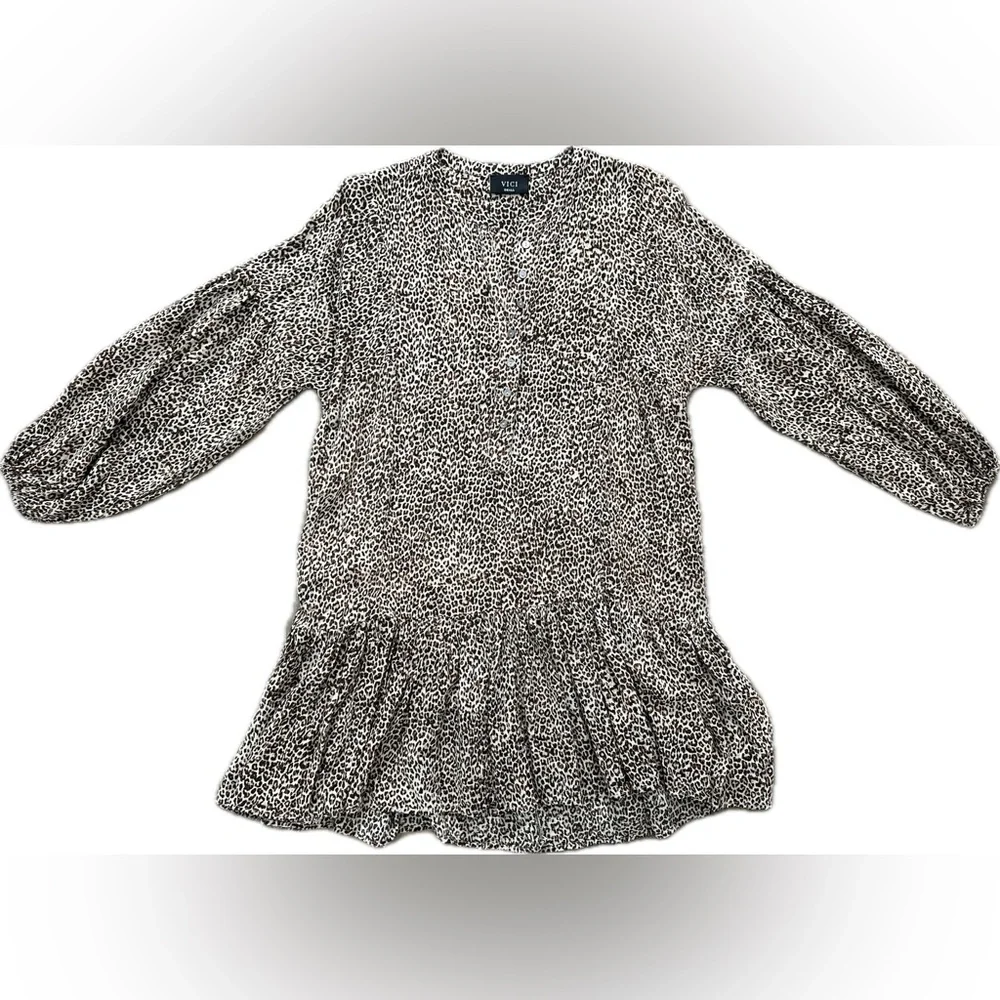 Vici Leopard Long Sleeve Shift Dress - Picture 5 of 9